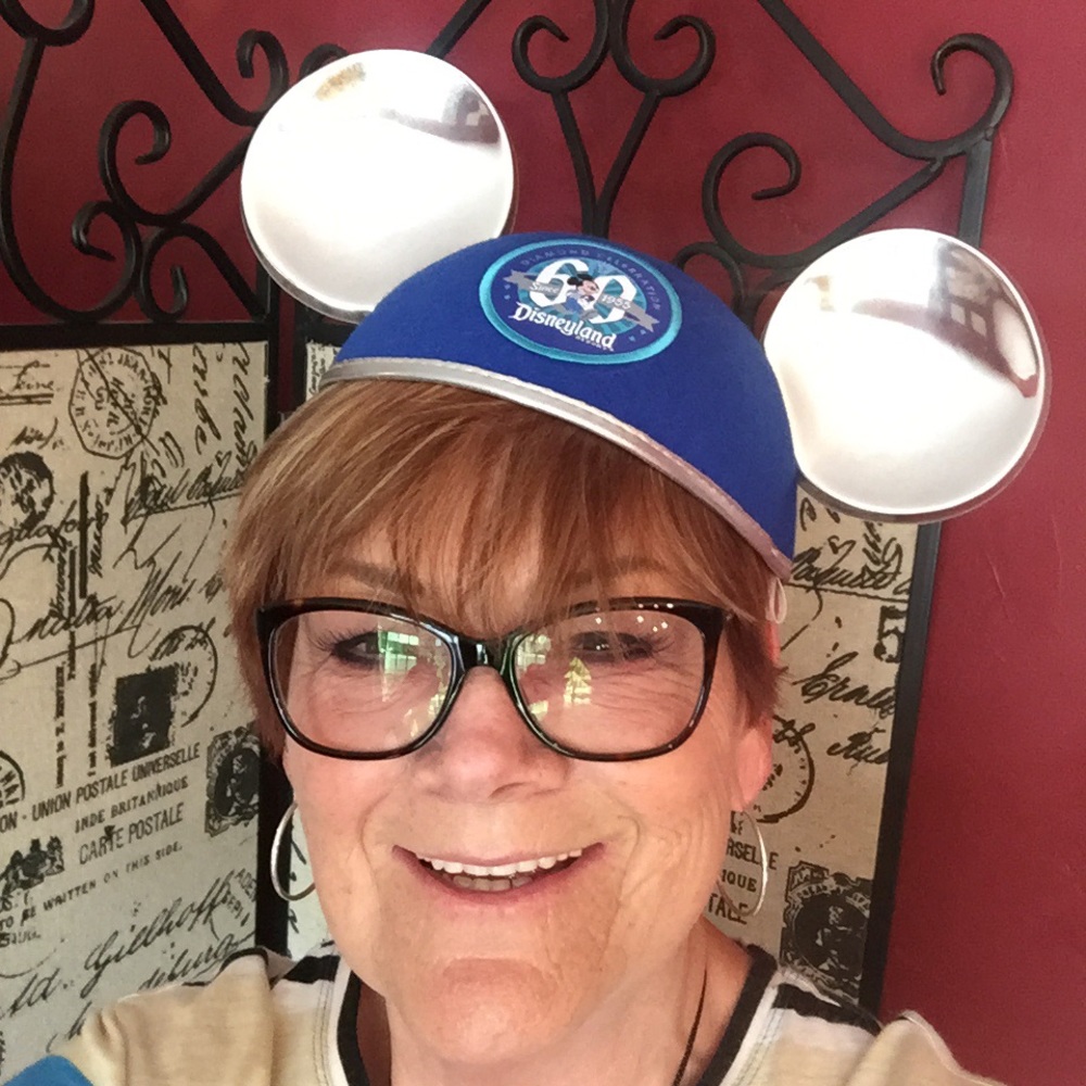 Meet your Posher, Marcia